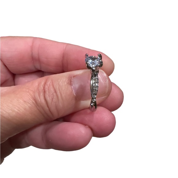 Silver and Rhinestone Diamond Solitaire Ring - Picture 6 of 8